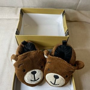 Infant size 1 NWT slippers